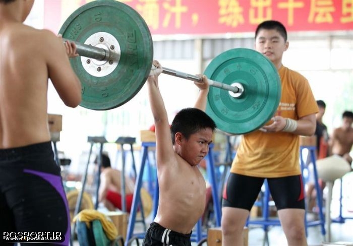 تولید انبوه قهرمان المپیک در چین